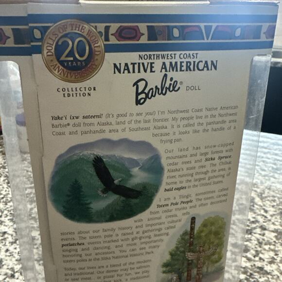 Northwest Coast Native American Barbie 1999 Collector Edition Mattel - Picture 5 of 8